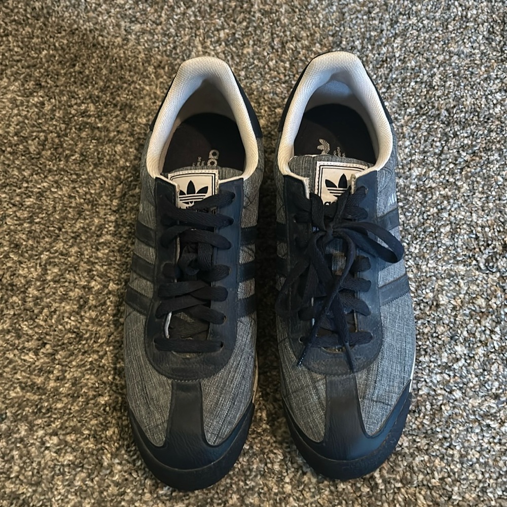 Adidas Samoa men’s size 12